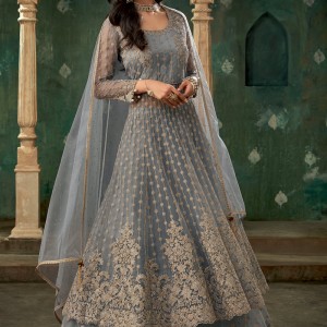 Bridal Wear Salwar Kameez